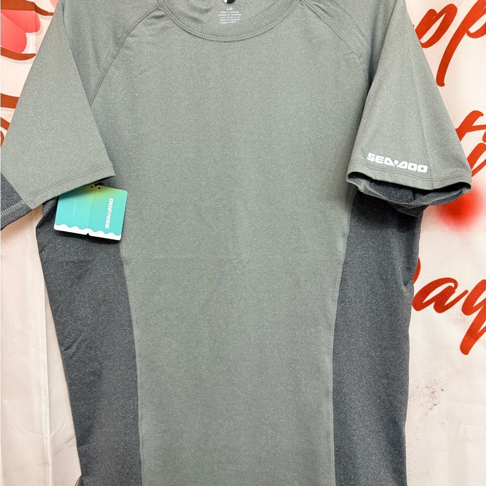 Men's Short Sleeve Green Tee